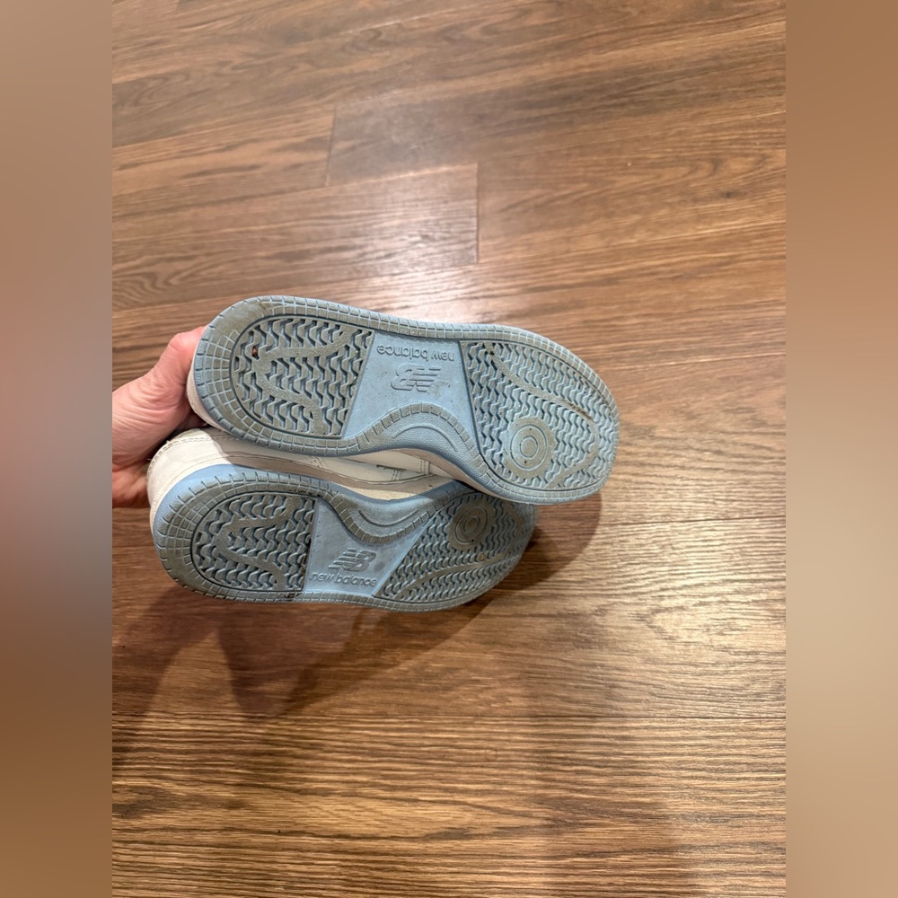 New Balance BB80 Sneakers - Picture 8 of 9